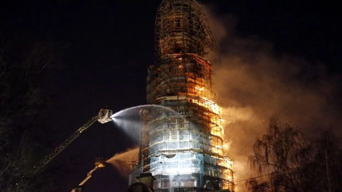 Incendio en monasterio ruso