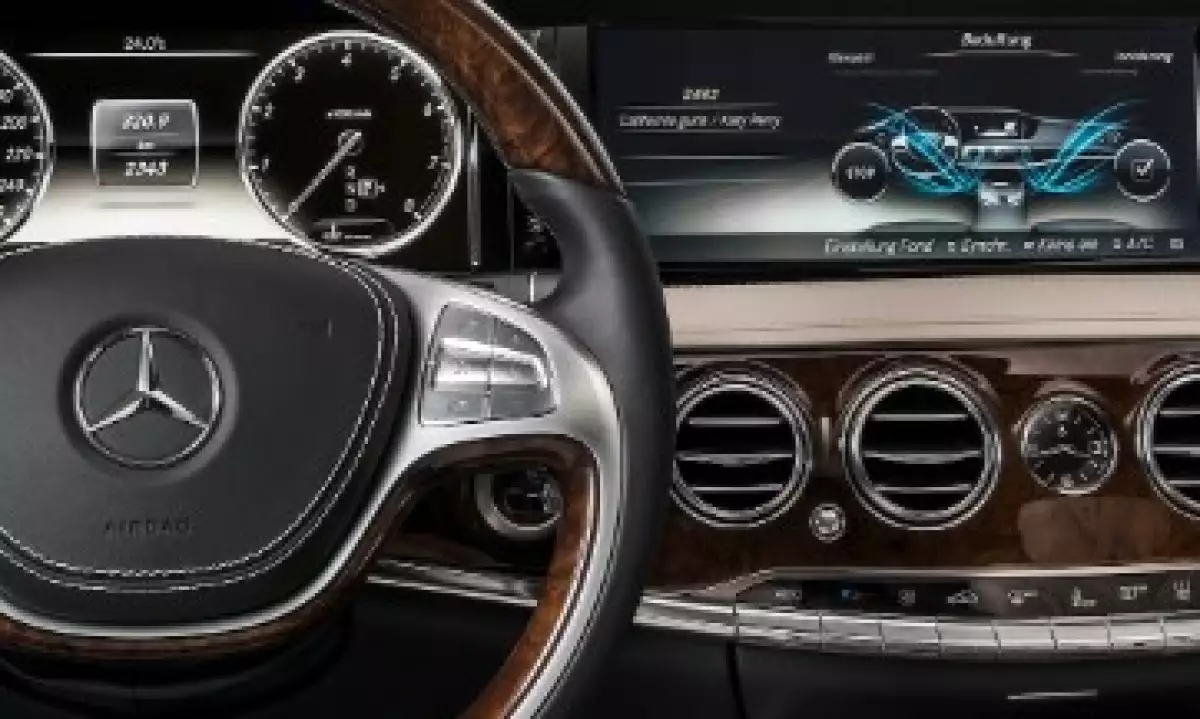 Mercedes Benz planea tener una planta en Aguascalientes. (Foto: CNNMoney)