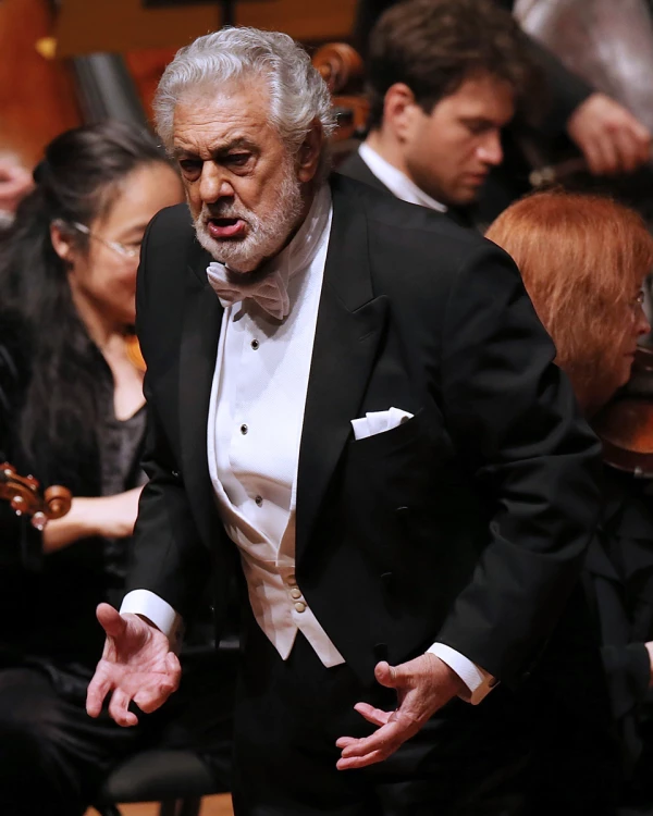 Plácido Domingo es señalado nuevamente por acoso sexual