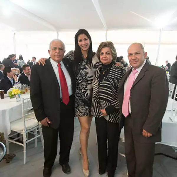 Jorge Pablo,Denisse Ortiz,Rosa Maria Ahued,Juan Carlos Ahued