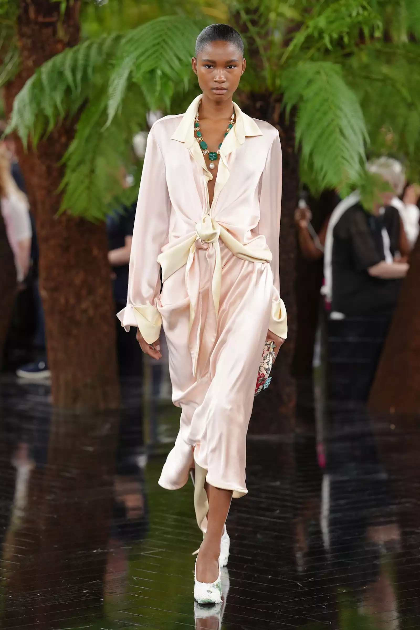 Christian Dior HC F26 015.jpg