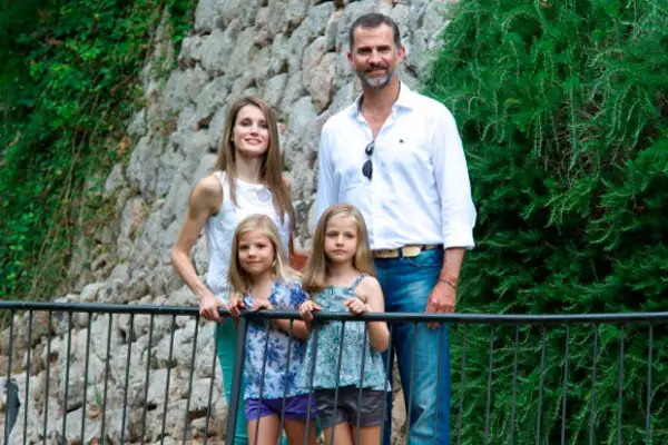 Días antes de la boda real, hubo un atentado en Madrir, por lo que ahora la historia se repite de nuevo al haber alcanzado "la felicidad total" según reporta la revista alemana.