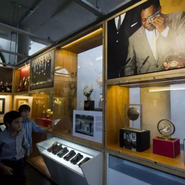 Museo de Pel�, Brasil