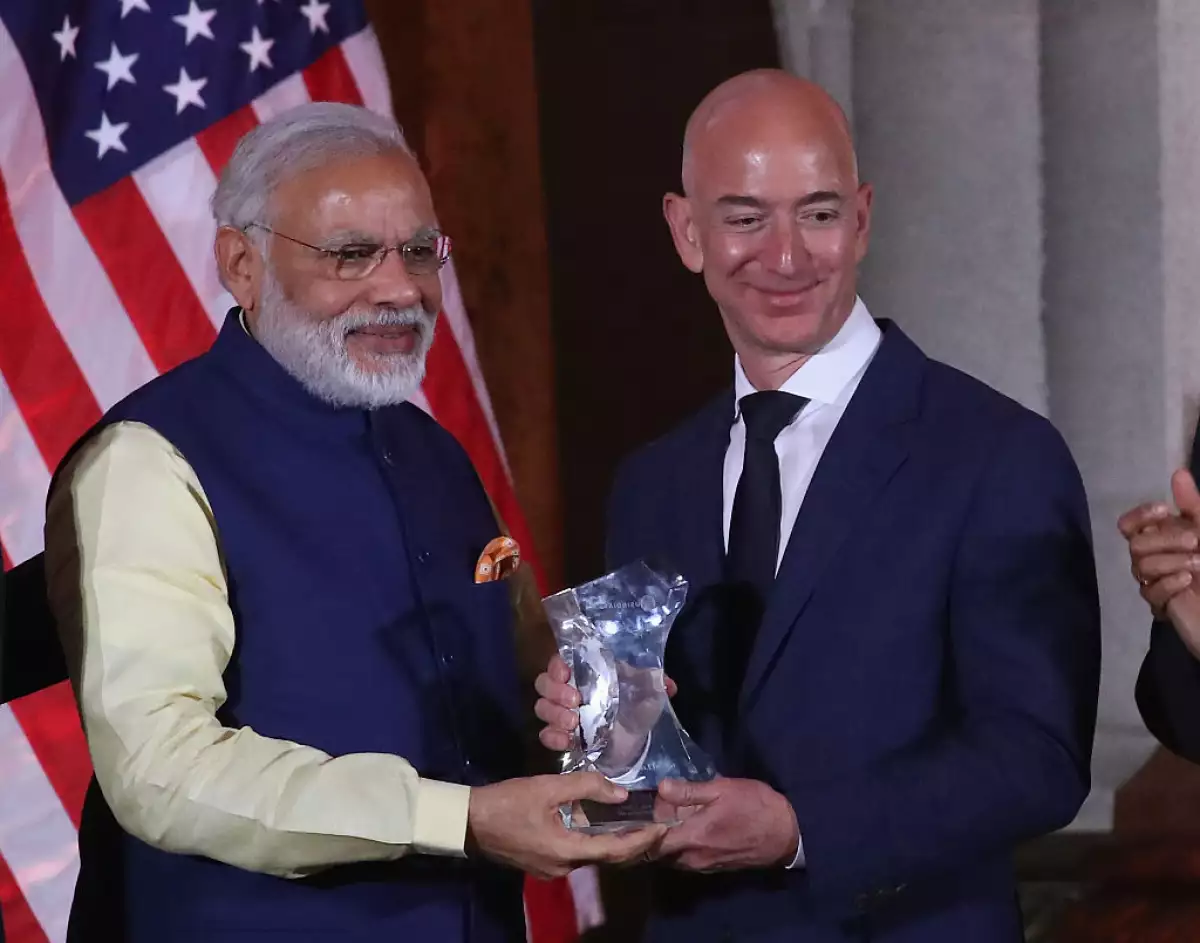 El ejecutivo de Amazon visitó la India esta semana en donde expresó sus nuevas inversiones.