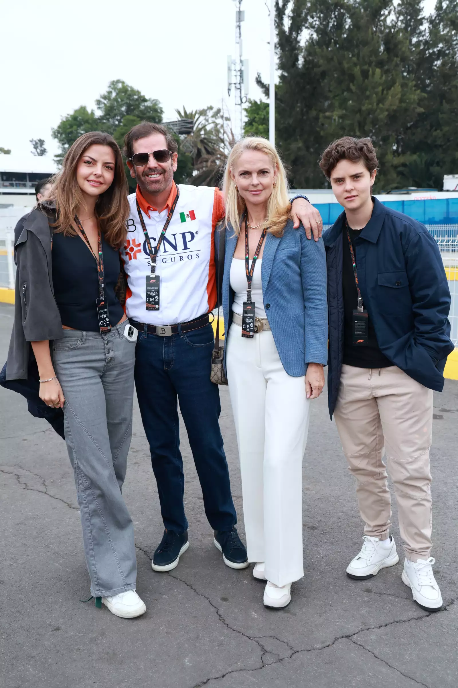 María Paula, Juan Pablo, Verónica y Miranda Baillères
