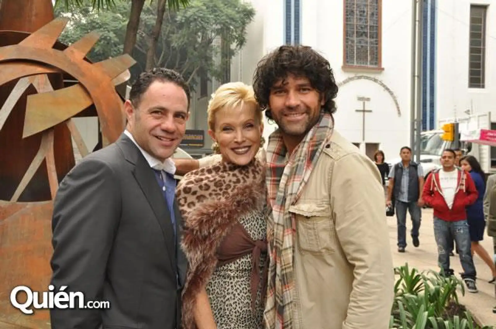 Sergio Berger,Raquel Bessudo y Valentino Lanus