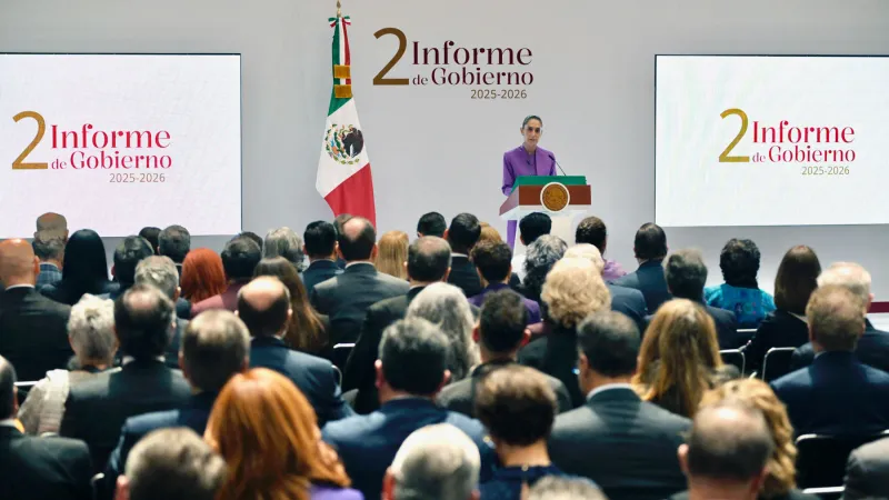La presidenta Claudia Sheinbaum ofrece su Segundo Informe de Gobierno frente a integrantes de su gabinete, gobernadores y empresarios. 