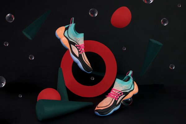 Lust y Reebok