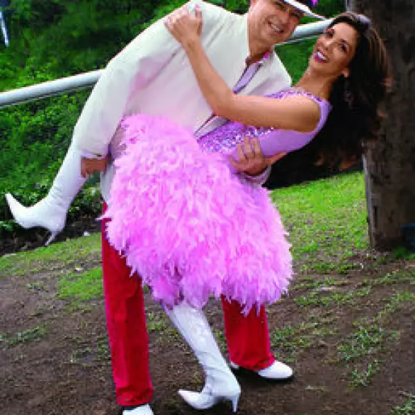 Víctor Volnie, Yolanda Gómez de Volnie