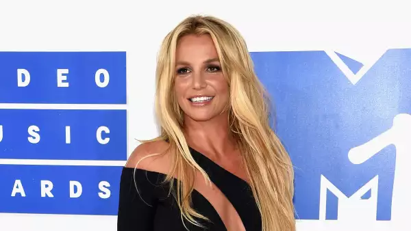 Britney baila al ritmo de Maluma