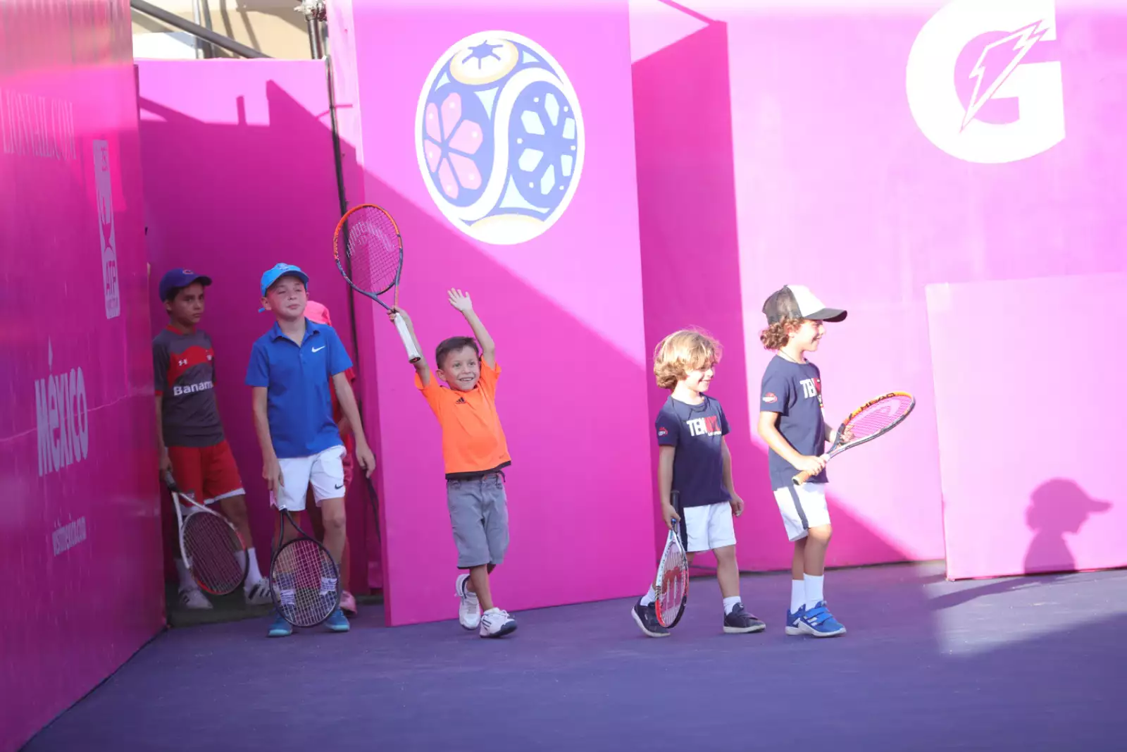 Inicia con éxito el abierto de tenis Los Cabos