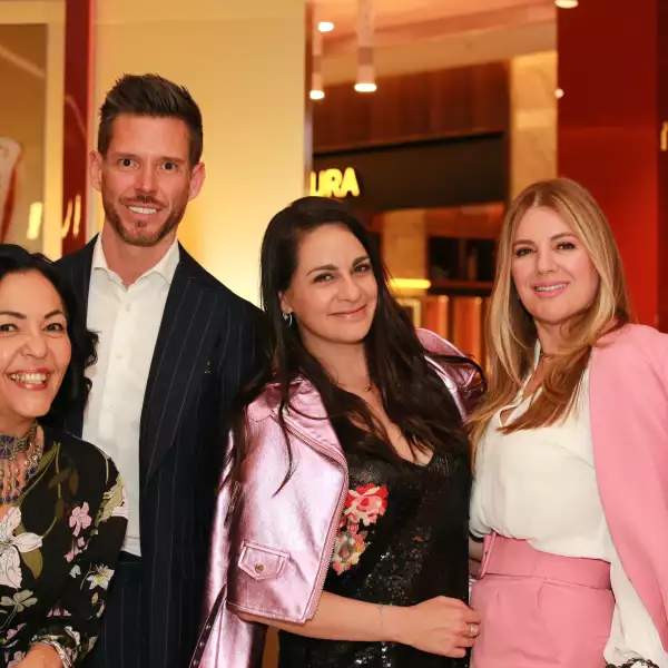 GALA DE PRIMAVERA PALACIO DE HIERRO