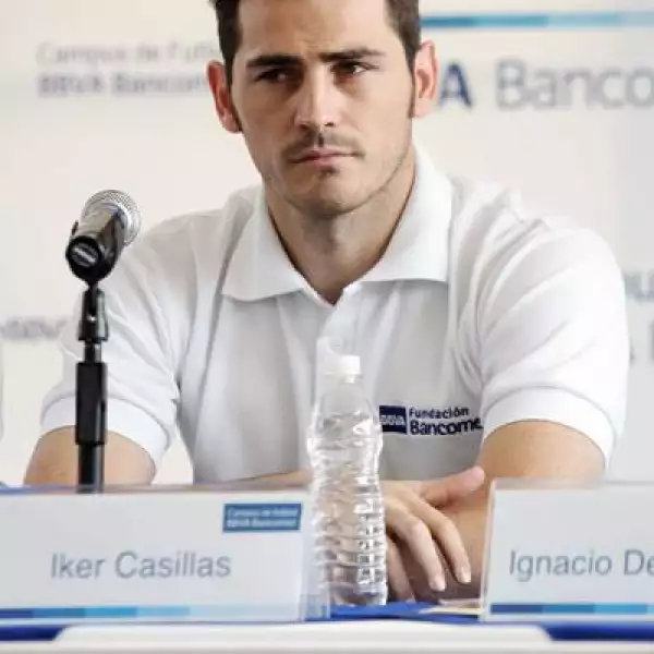 Iker Casillas durante la conferencia