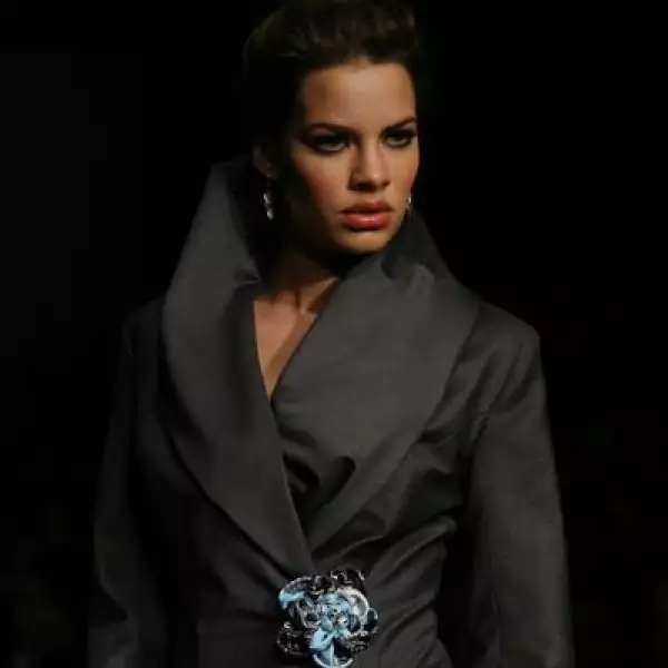 Desfile Pineda Covalin