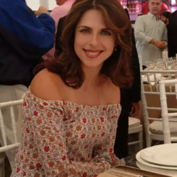 Angela Fustes