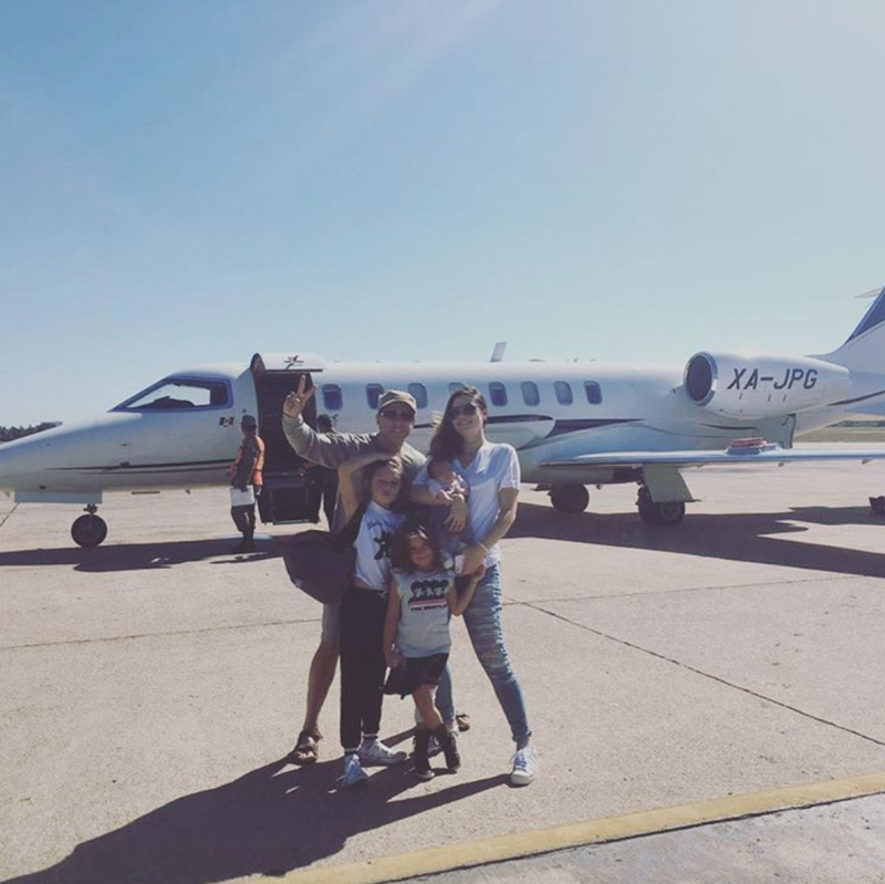 Familia Mayer y Nataila Subtil rumbo a Acapulco