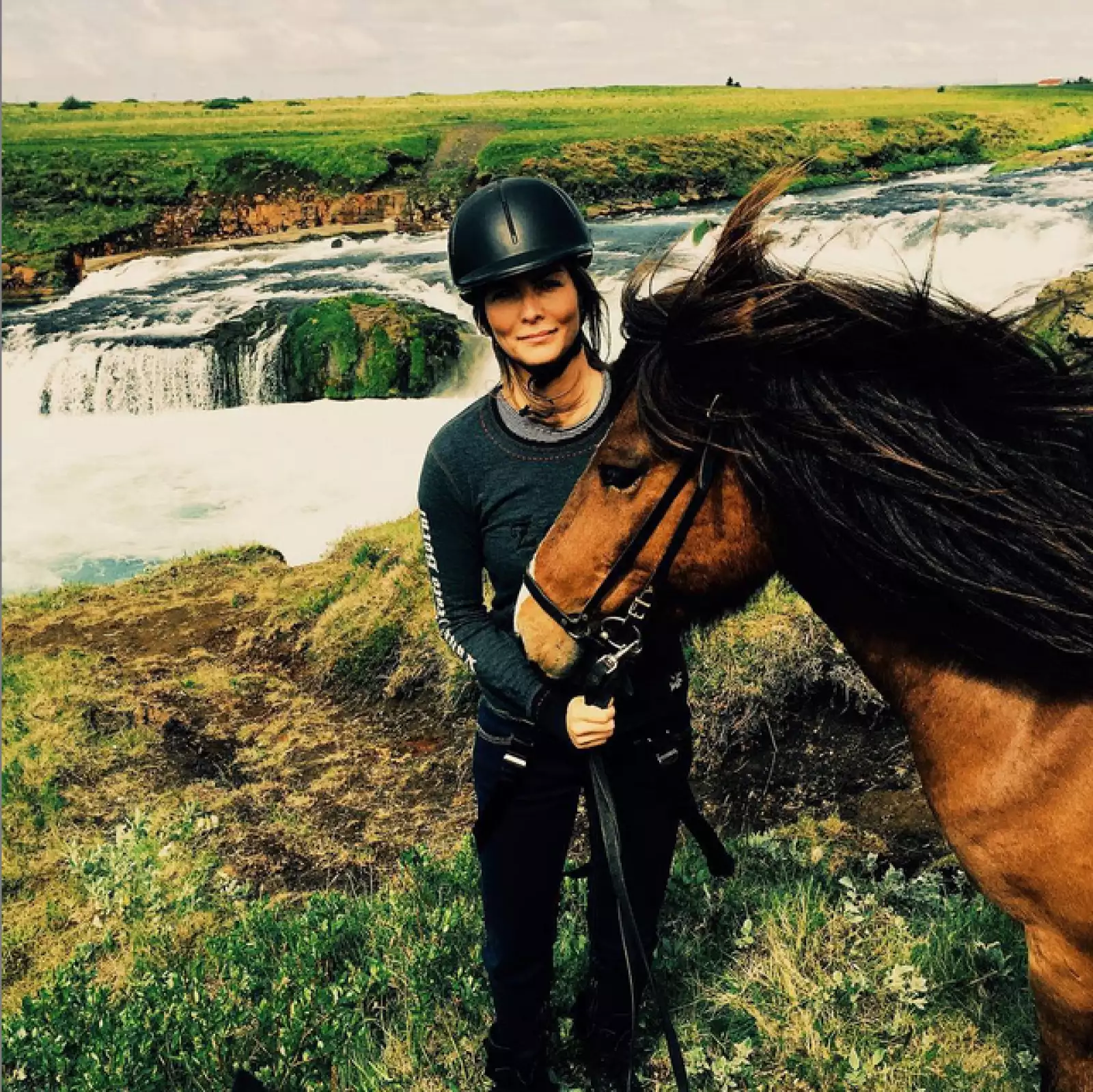 La conductora de Mojoe también se dio tiempo para montar a los caballos islándicos.
