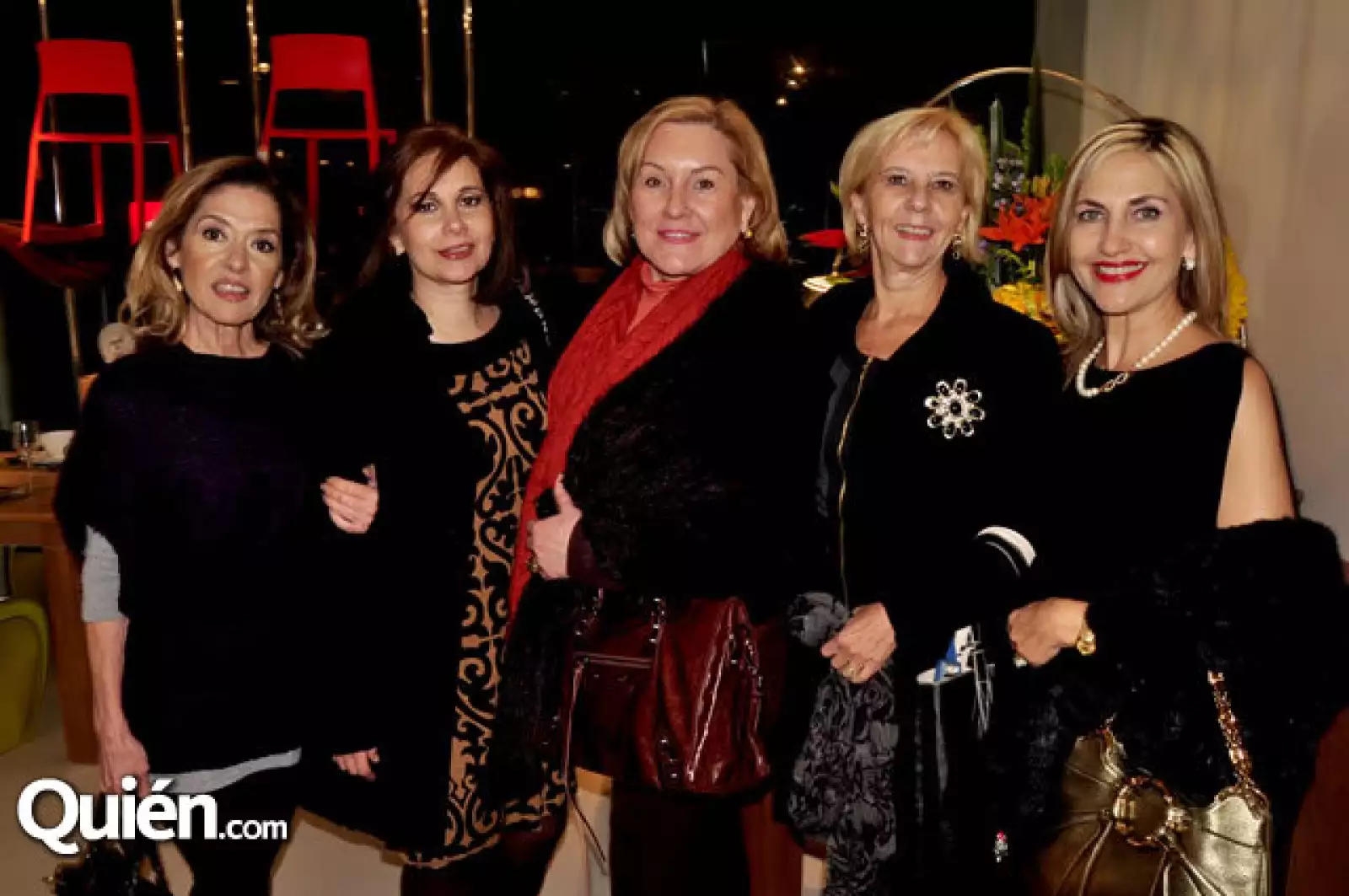 Regina Peña Muzquiz, Martha Navarro, Rosy Lobo, Juanita Ruíz de Fernández y Mónica Buerón de Villareal