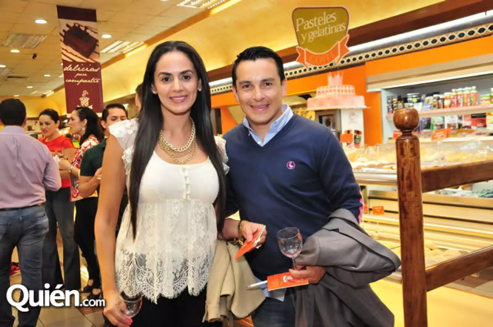 Roxana Sandoval,Froylan Canallero