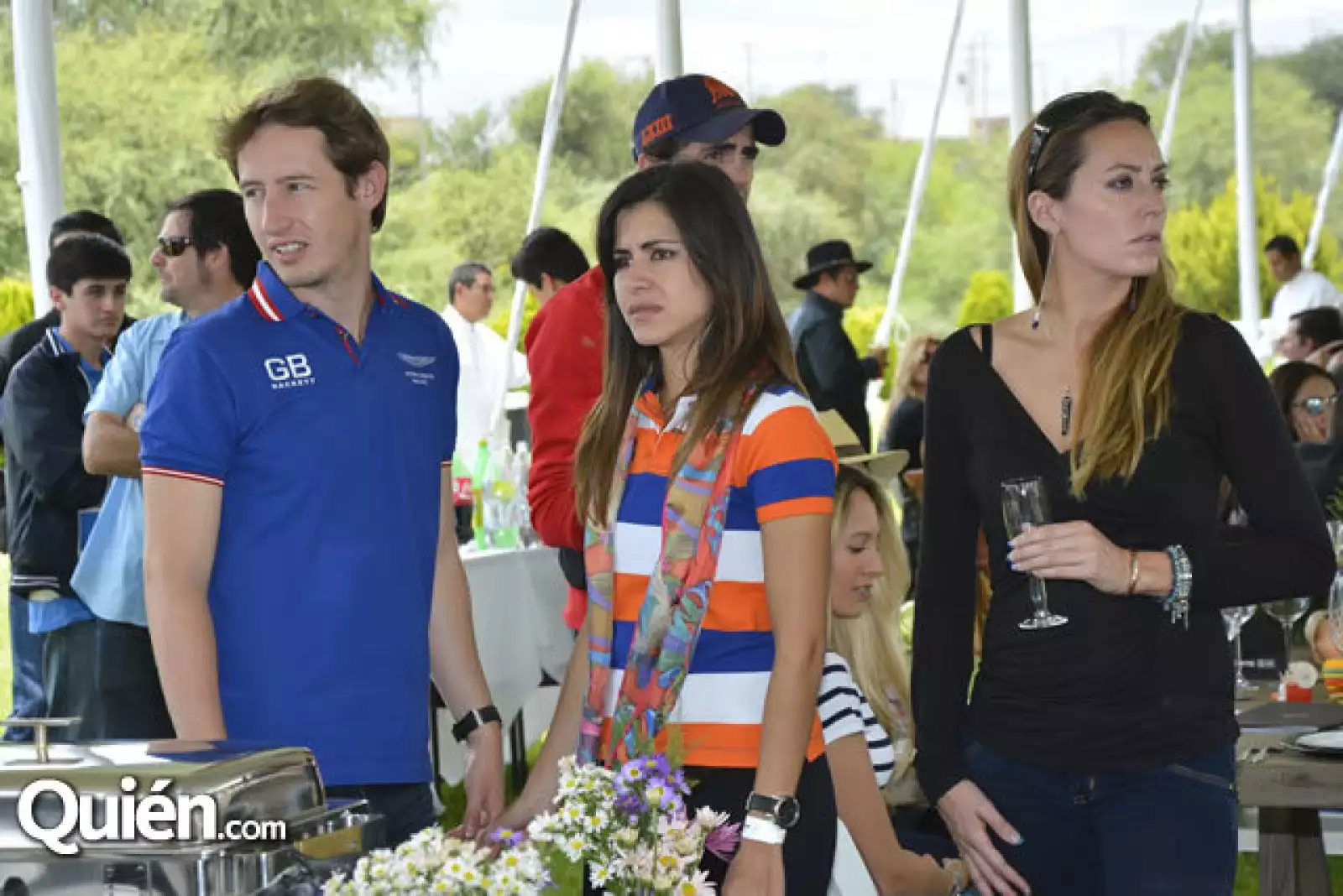 Martín Josethi,Patricia Jiménez y Elena Asunzolo