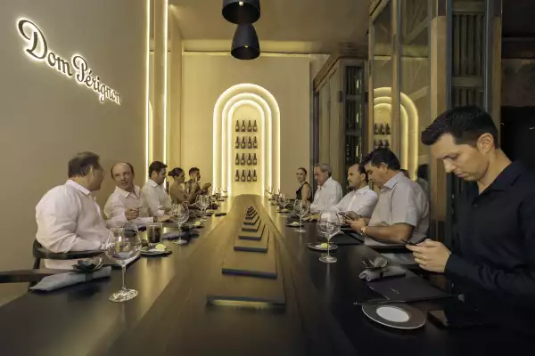 9-Don Perignon-lk.thif.jpg