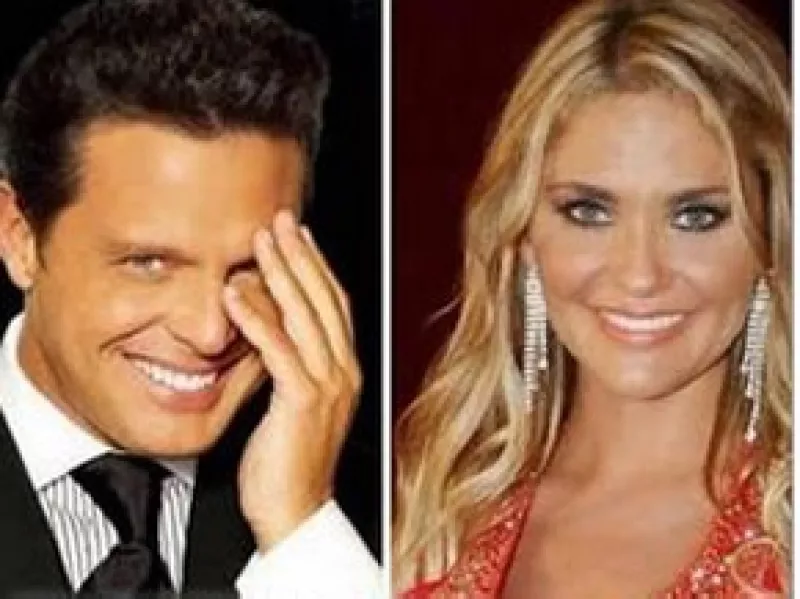 María Eugenia "Kenita" Larraín aseguró que el cantante y ella tuvieron un enamoramiento mutuo; además de que tuvieron un vínculo sentimental más profundo.