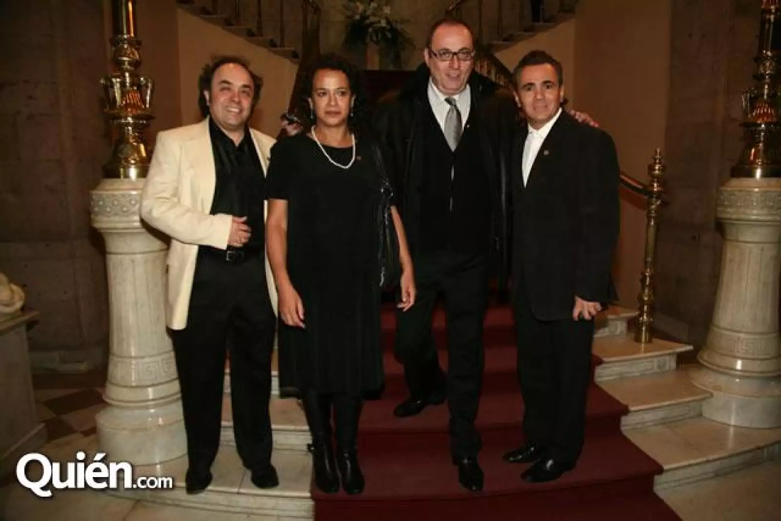 Tito Deeinhu,Miriam Malagón,Morris Gilbert,Gerardo