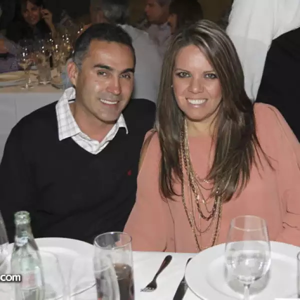 Carlos Hinojosa y Yolanda Villa