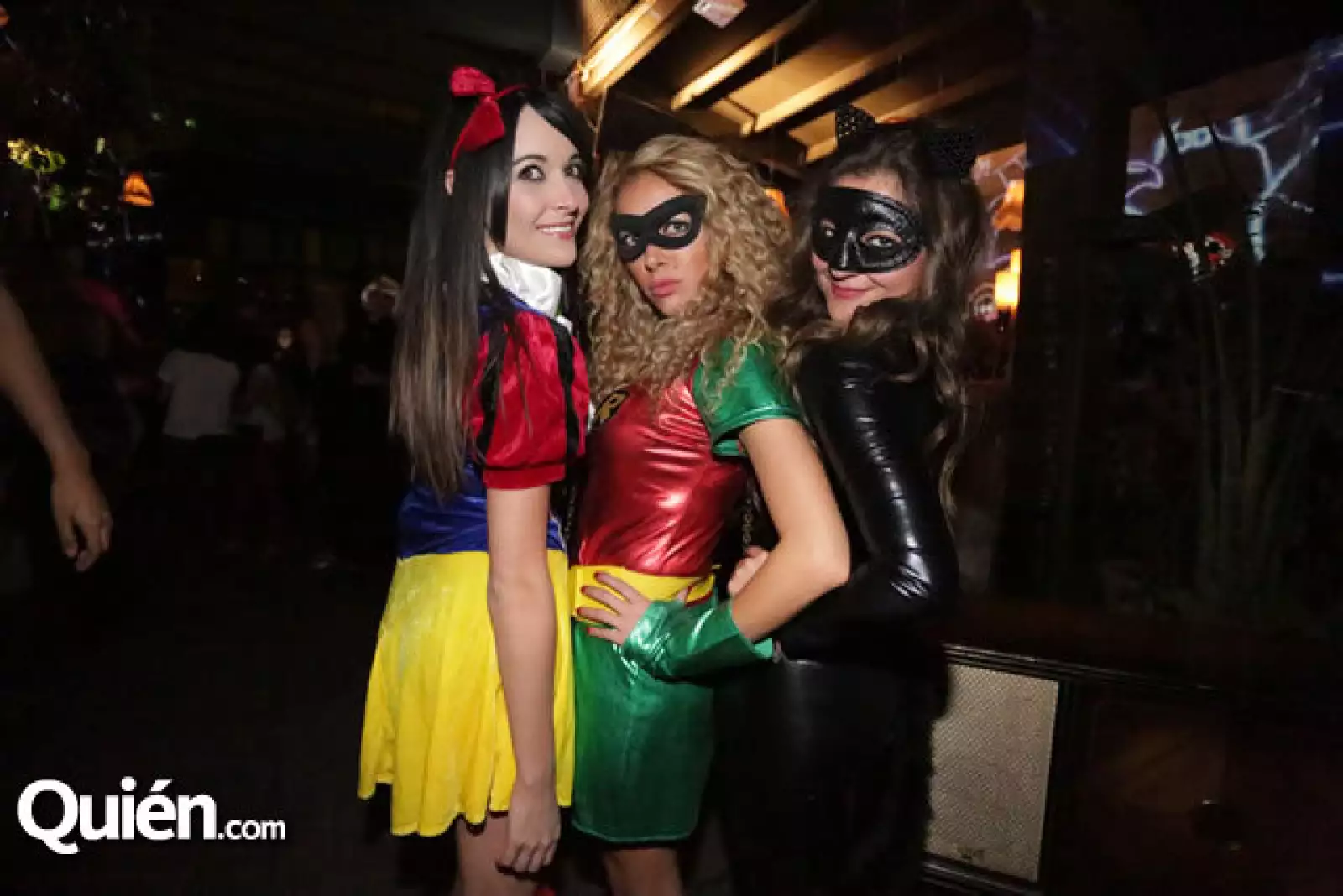 Rox Pérez,Marisa Garza,Pilar Lara