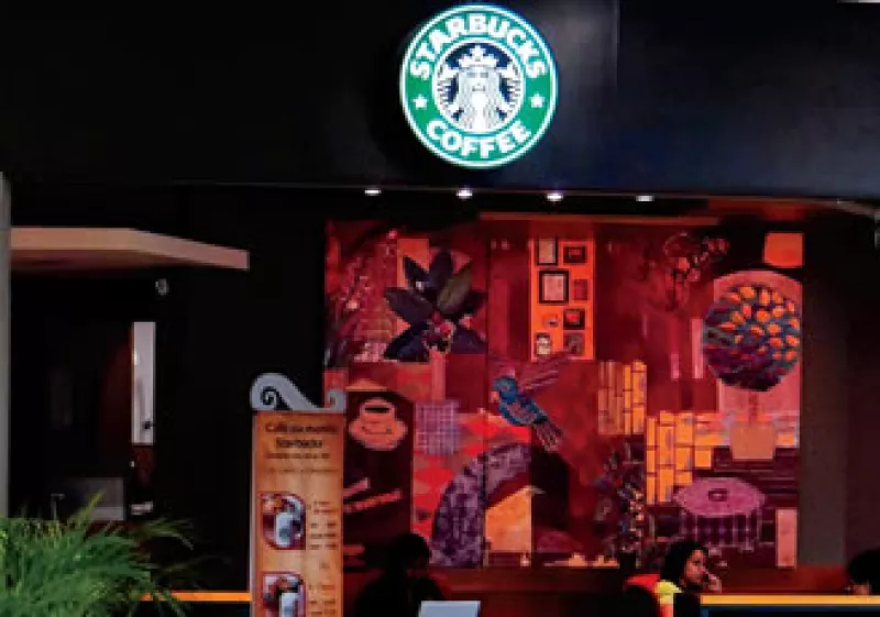 La firma mejoró su previsión de ganancias para el actual año fiscal 2011 a un rango de entre 1.41 y 1.47 dólares por acción. (Foto: Vincent Rossenblat)