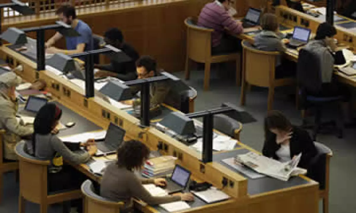 Hasta ahora Google ha copiado más de 20 millones de libros para el proyecto. (Foto: AP)