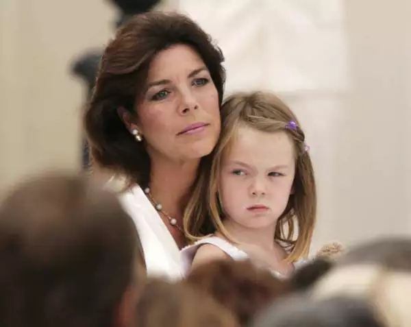 Carolina de Mónaco se convirtió en madre por cuarta vez de Alexandra de Hannover.