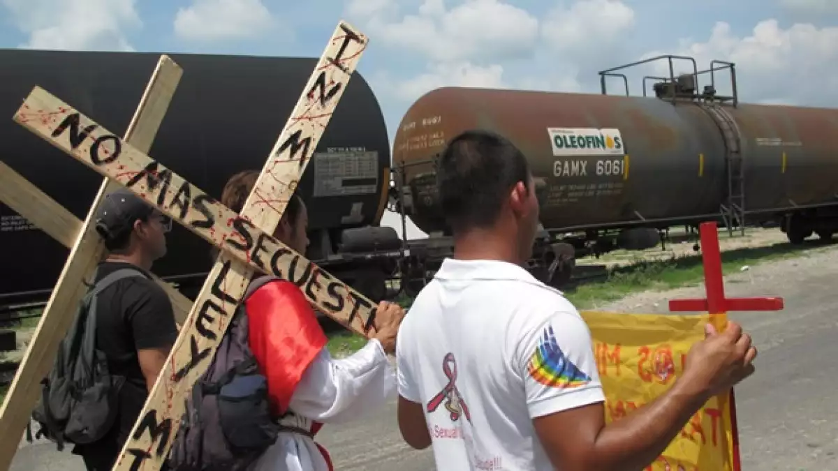 via crucis de migrantes
