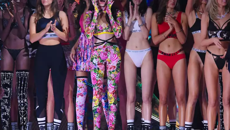 Victoria's Secret Fashion Show, Runway, New York, USA - 08 Nov 2018