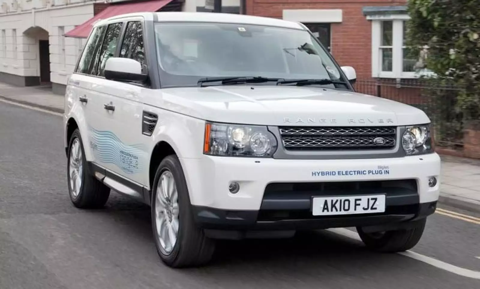 El mercado de las SUV se sube a la tendencia ecológica, con este concepto híbrido que tan sólo emite 80 gramos de dióxido de carbono por kilómetro recorrido.