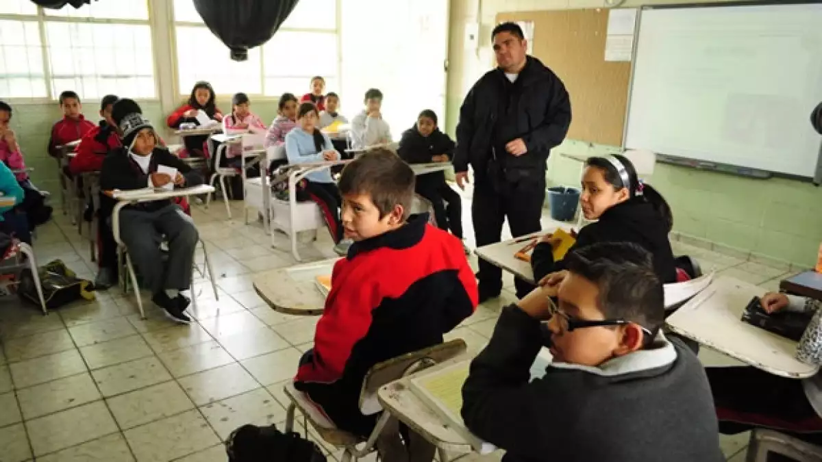 niños escuela