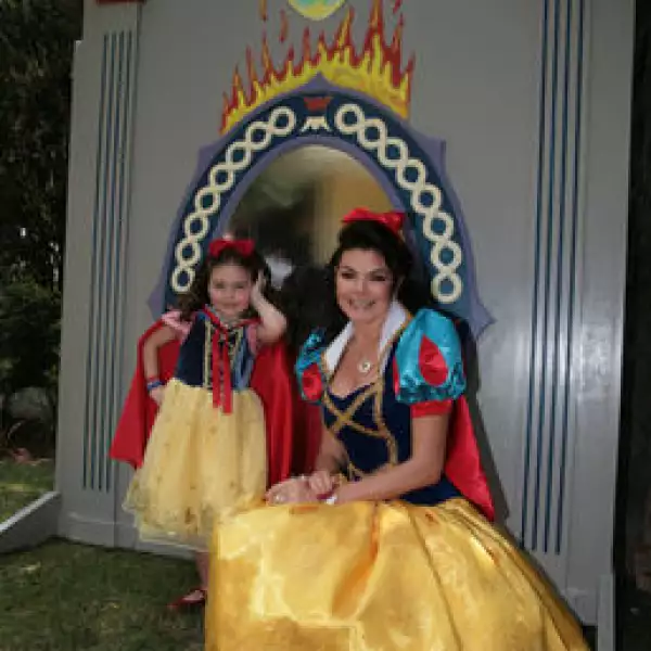 Mariana Peralta, Mariana Peralta