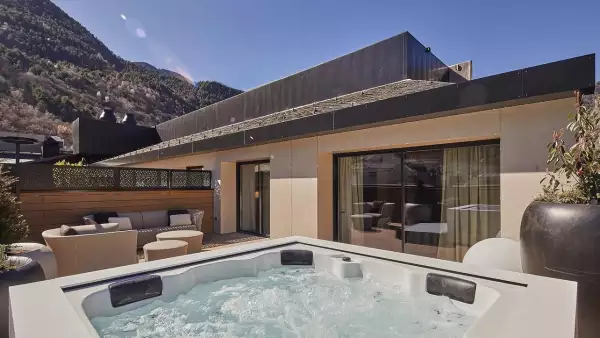 Así es el nuevo hotel de Leo Messi en Andorra 