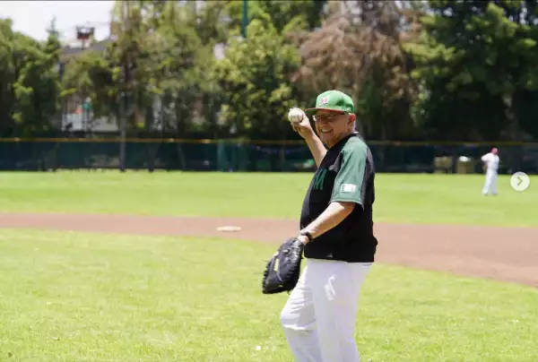 AMLO-BEISBOL.png