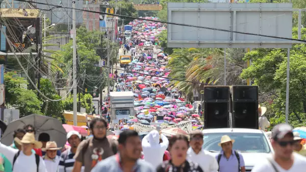 Tras la detención de Rubén Nuñez, líder de la Sección 22, Isabel García tomó el liderazgo del movimiento que agrupa 83,000 docentes en Oaxaca.