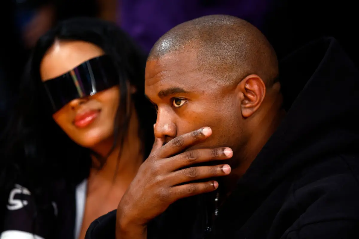 Washington Wizards v Los Angeles Lakers