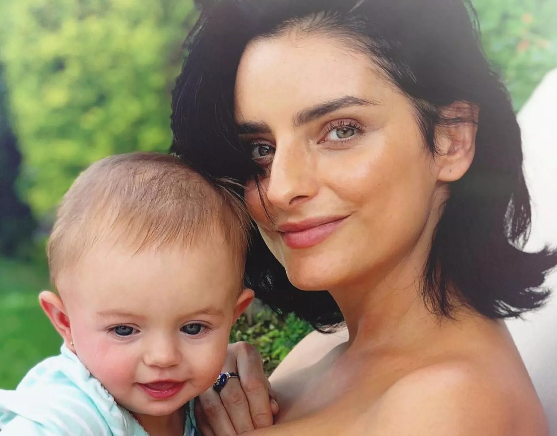 Kailani y Aislinn Derbez
