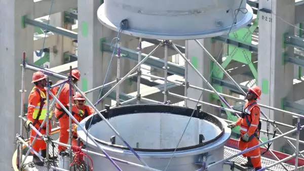 Pemex dio nueve contratos a empresas privadas para producir más petróleo, pero ninguna ha sumado un barril 