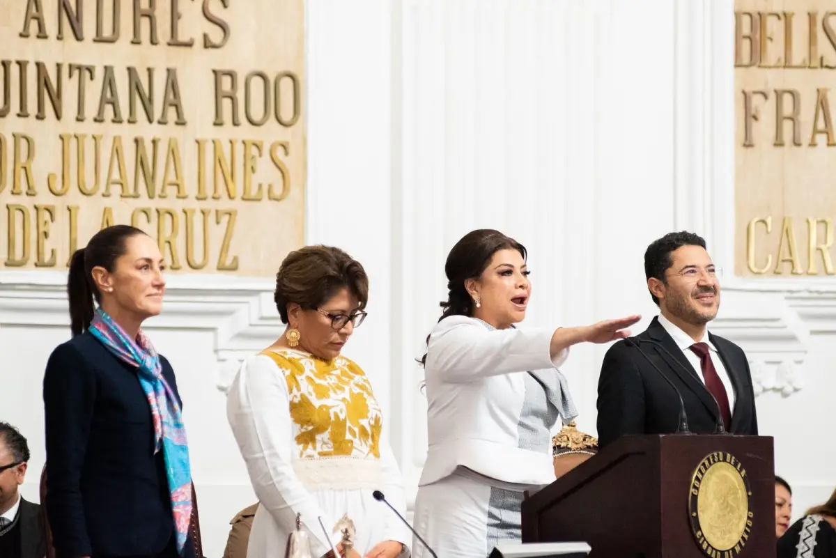 Clara Brugada toma protesta como jefa de Gobierno de la Ciudad de México