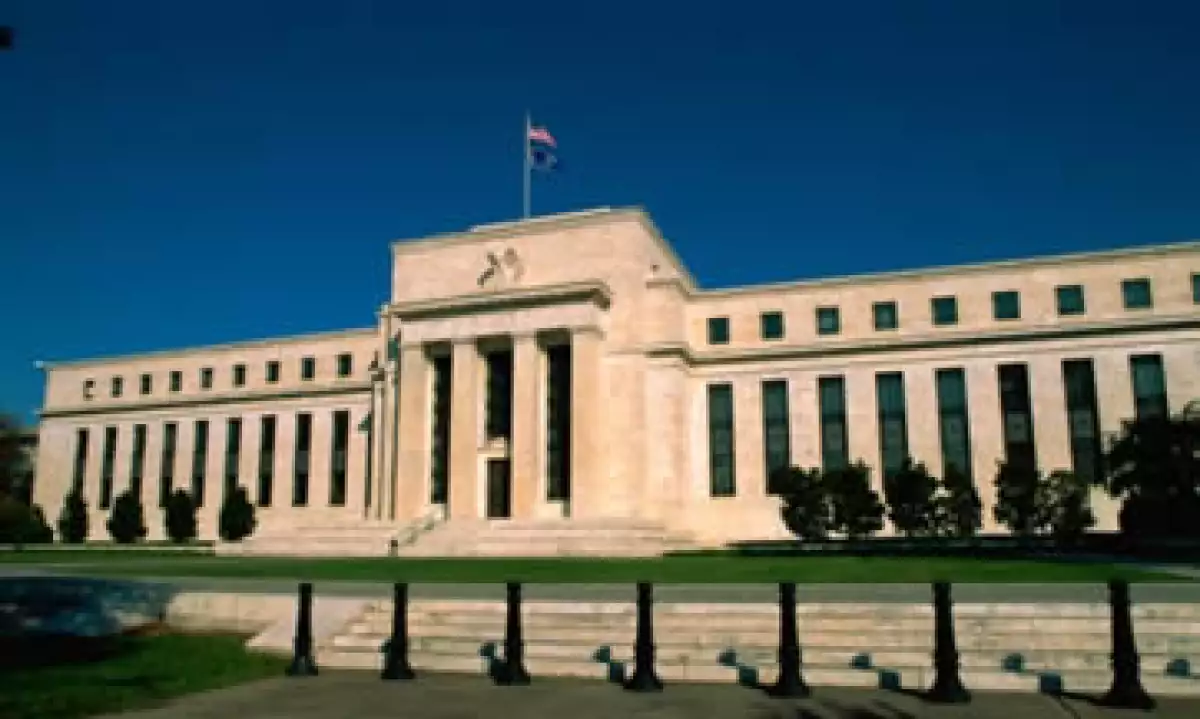James Bullard, de la Fed de St Louis, espera que la economía de EU crezca de manera moderada en 2012. (Foto: Thinkstock)