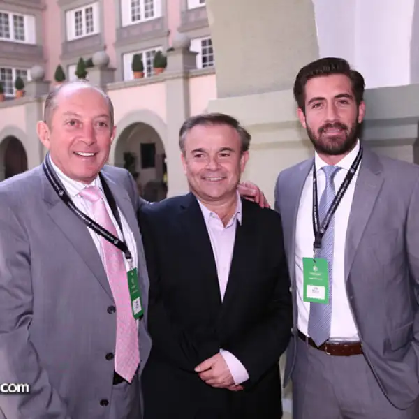 Jaime Vega,Mauricio Wapinski,Jaime Vega