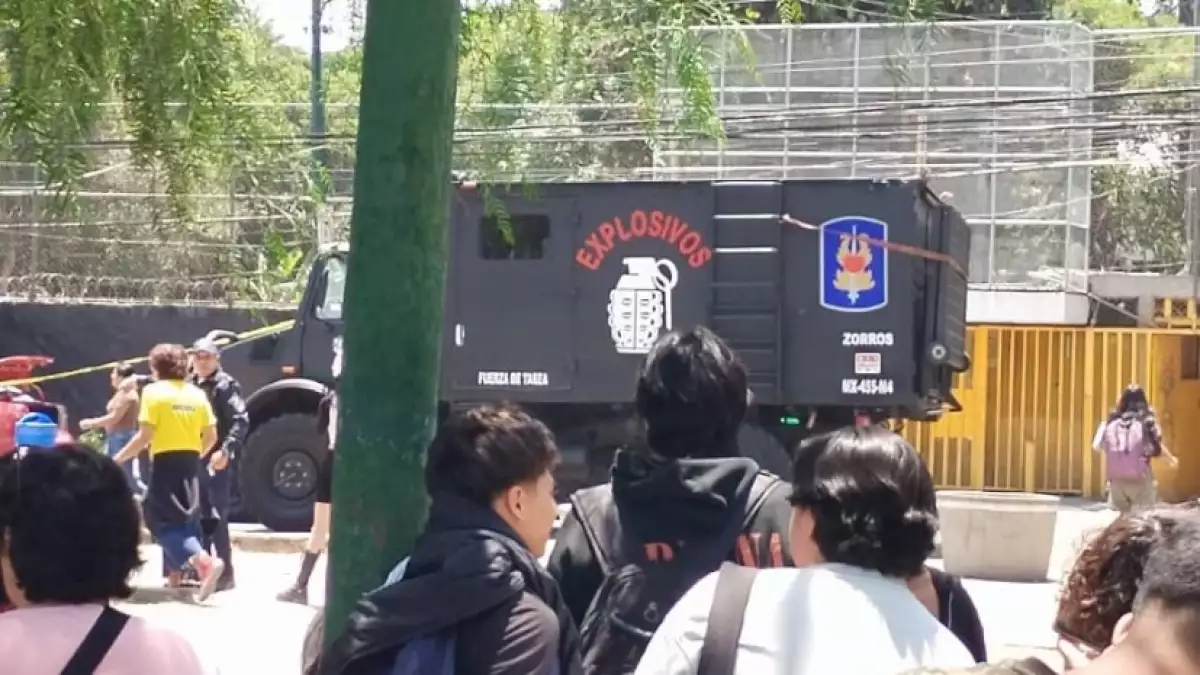prepa-5-unam-bomba.jpg
