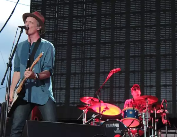 La banda escocesa Travis fue de las favoritas el primer día del festival.