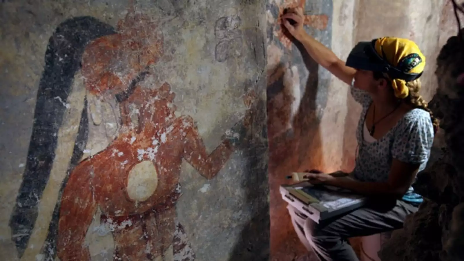 estructura con calendario maya