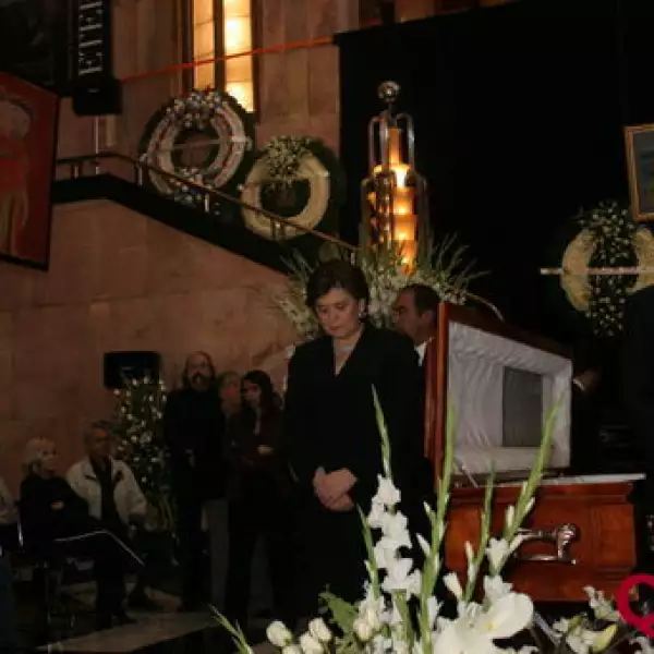 Sari Bermúdez, Saúl Juárez, Marek Keller